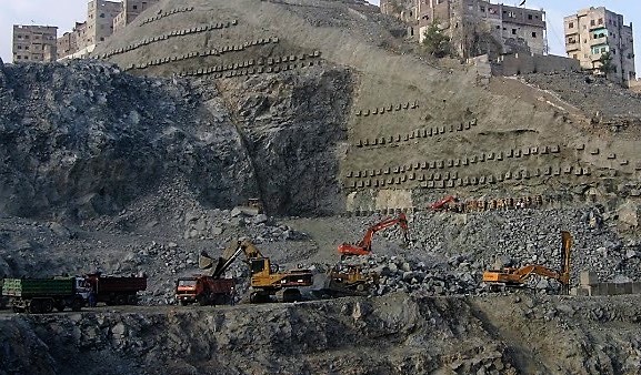Rock and ground support